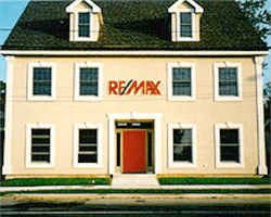 Remax Office
